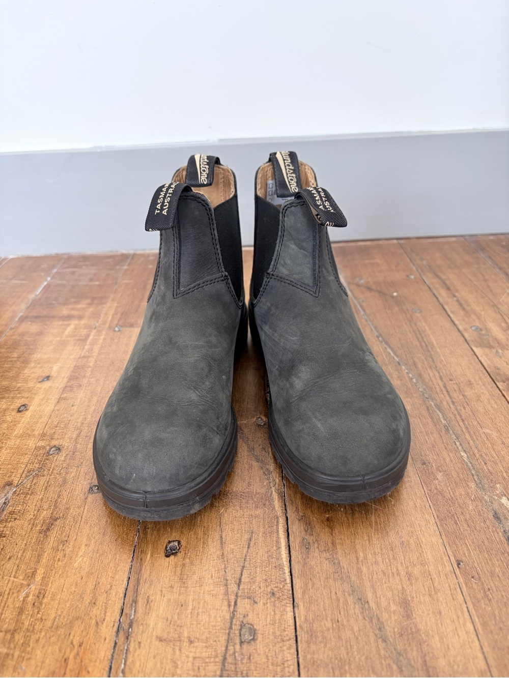 Blundstone 587 Chelsea Boots Rustic Black Leather Women US 7.5 AU 4.5 - Picture 5 of 8